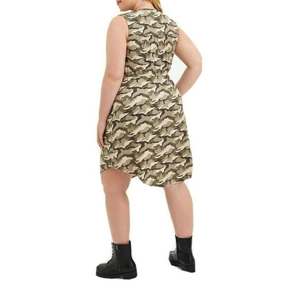 TORRID Sleeveless 1/4 Zip Up Front shirt Dress Challis Camo Plus Size 1X - Picture 3 of 4